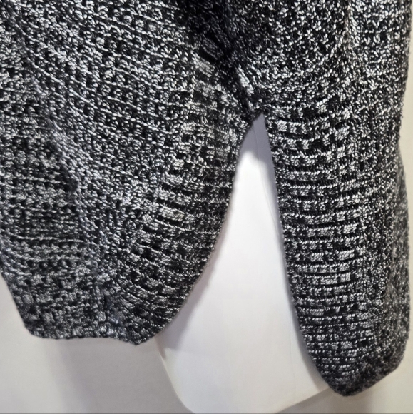 Athleta Cable Knit Gray Pull OverHooded Dolmen Long Sleeve Sweater Women's Size - Picture 3 of 6